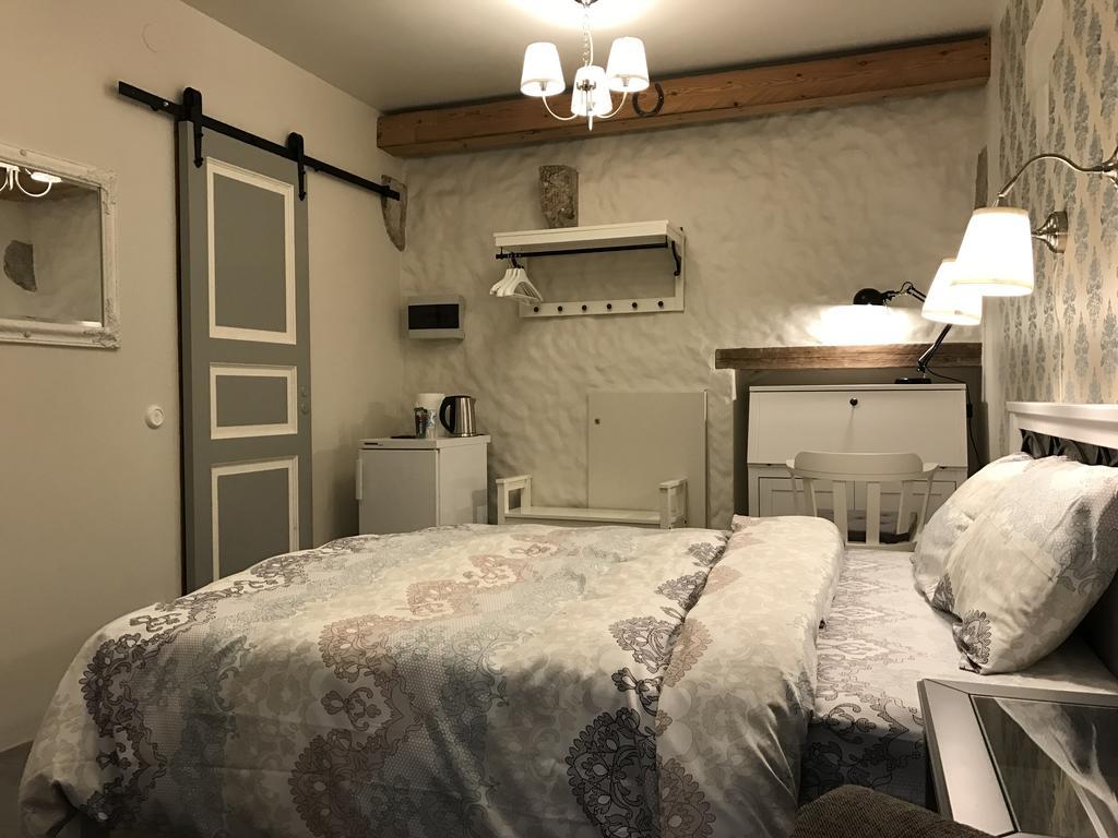 Old Bishop's House Apartment